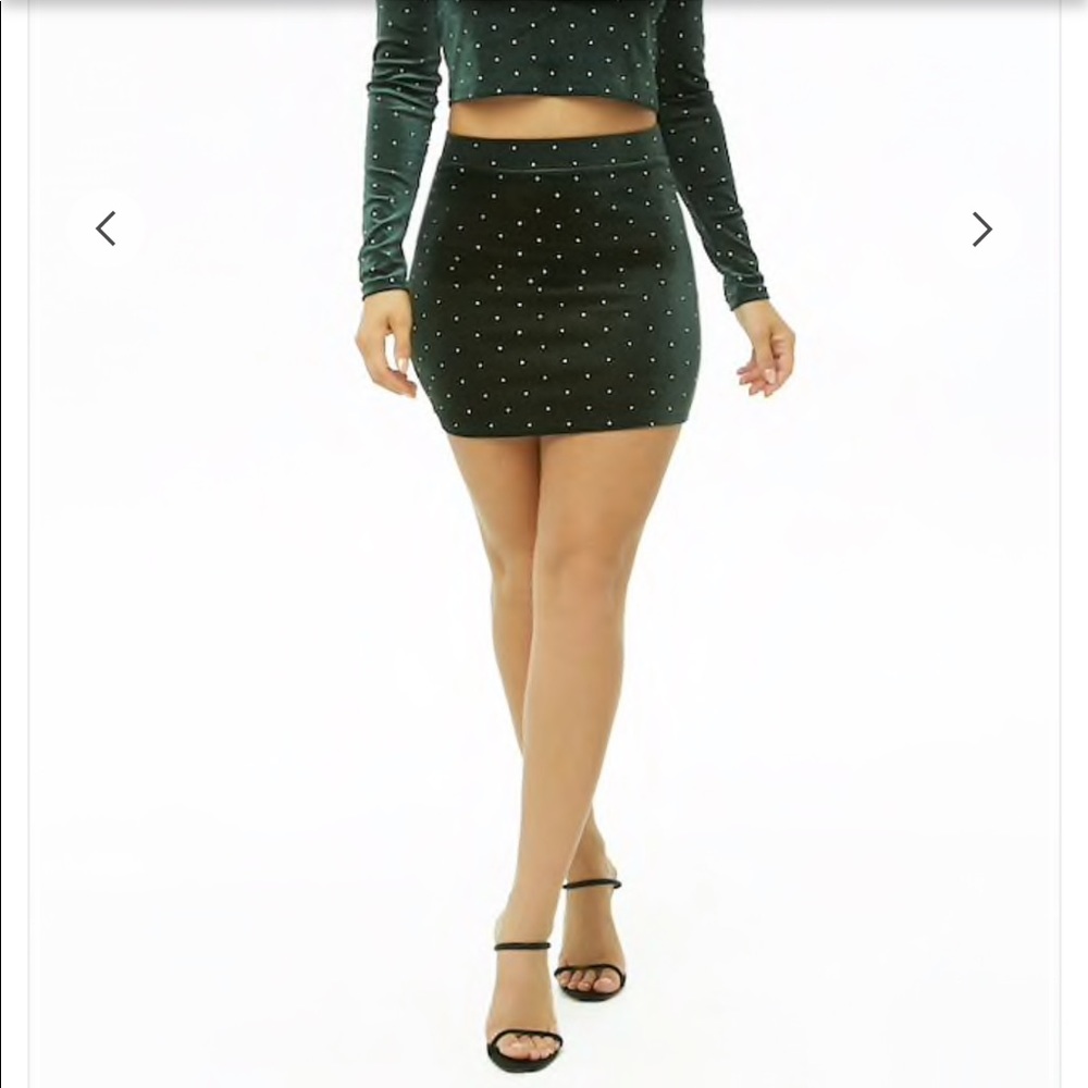 Forever 21 Metallic Polka Dot Velvet Skirt
